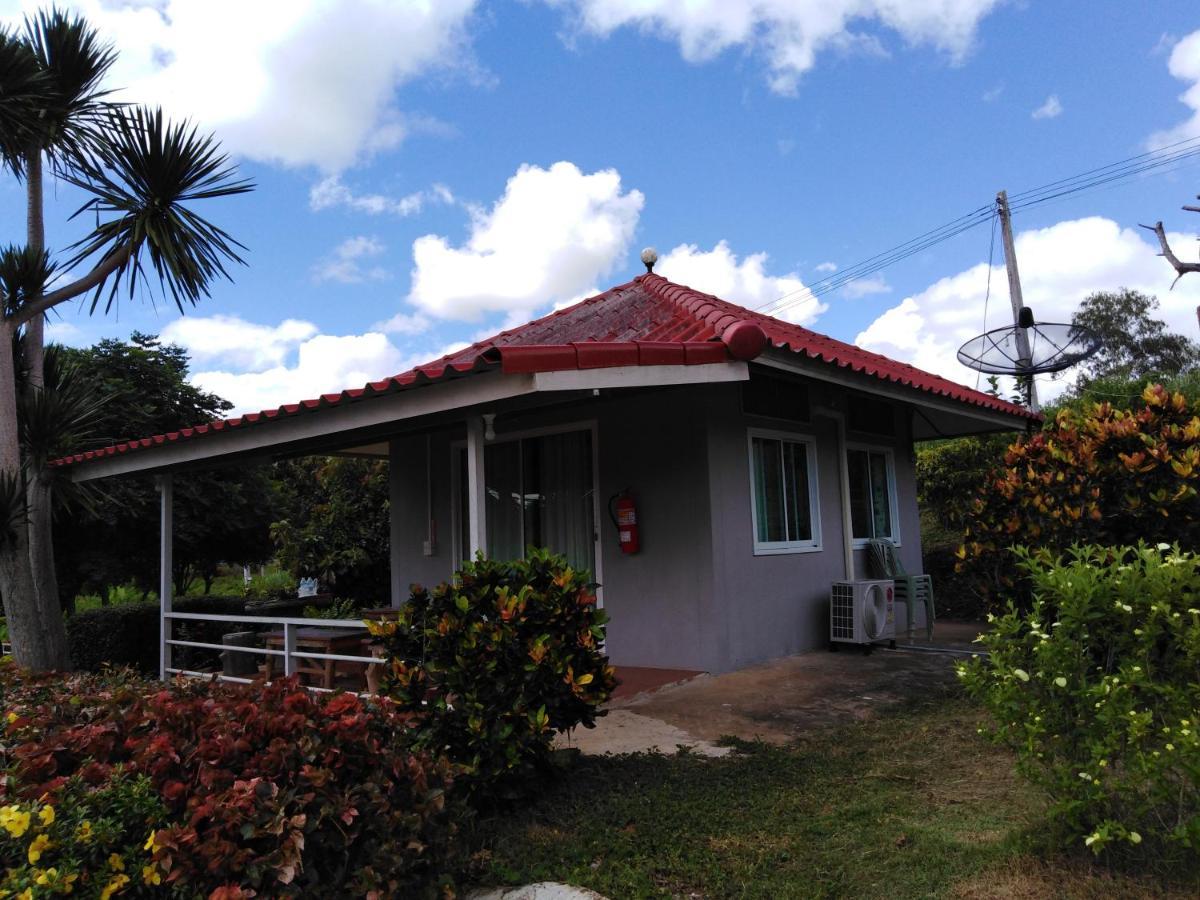 Khao Kho Flora Hotel Bagian luar foto