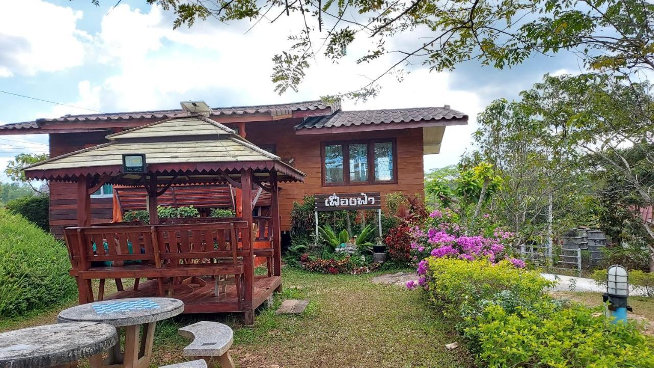 Khao Kho Flora Hotel Bagian luar foto