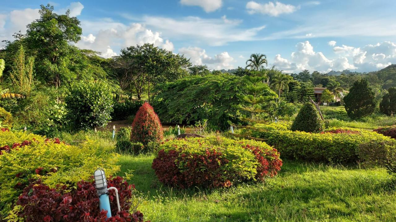 Khao Kho Flora Hotel Bagian luar foto