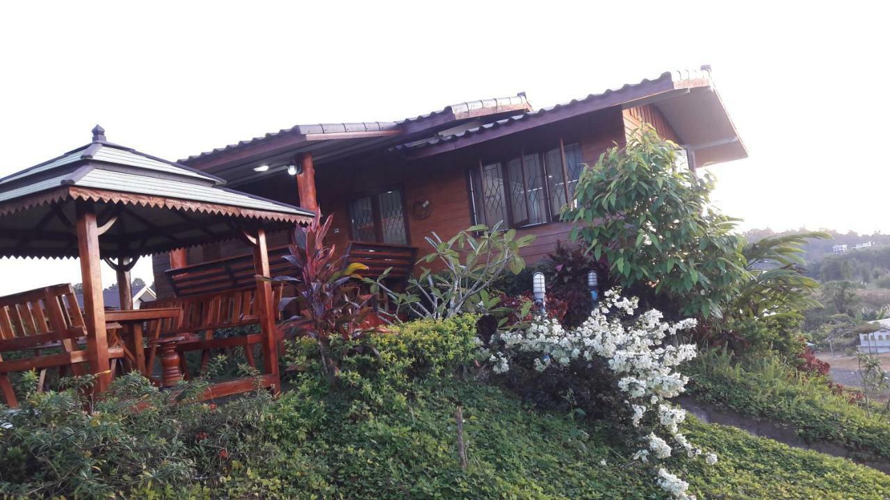 Khao Kho Flora Hotel Bagian luar foto