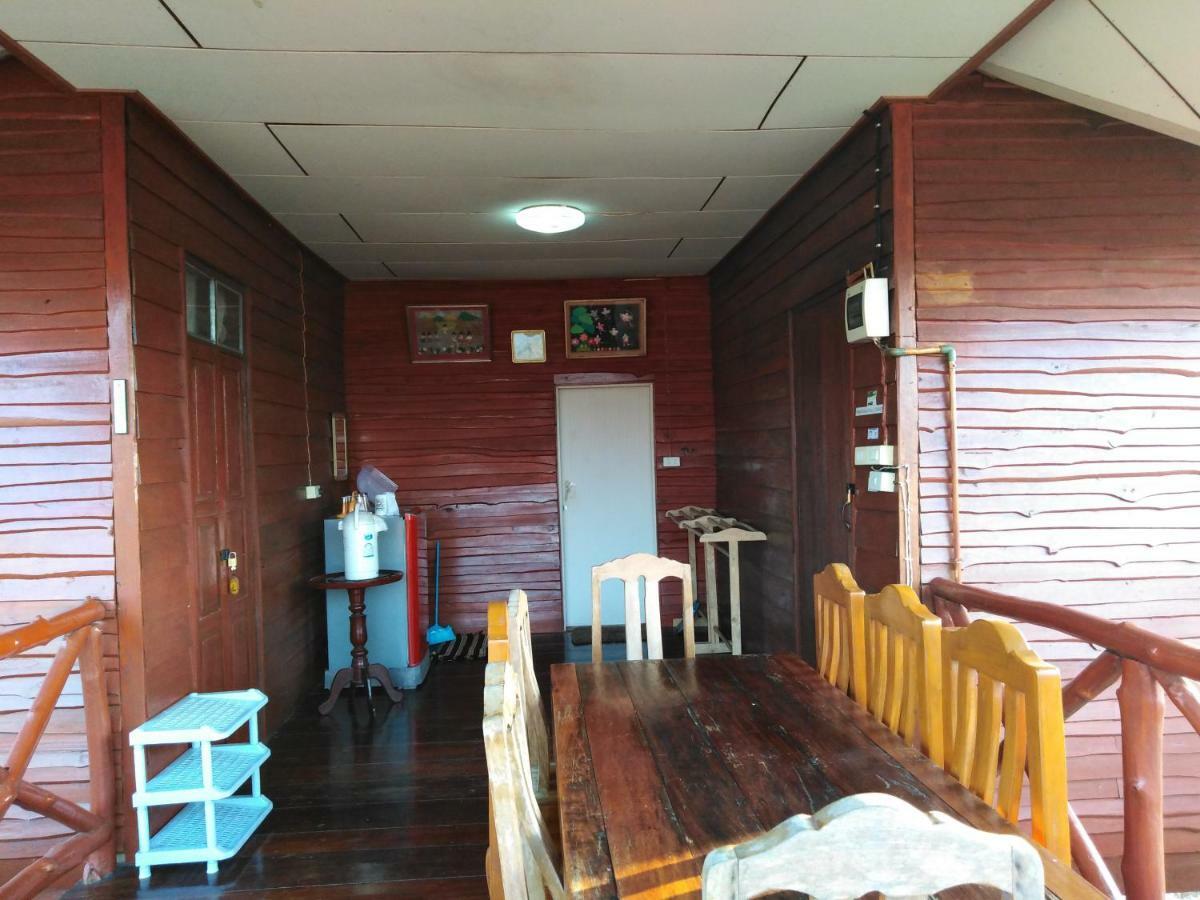 Khao Kho Flora Hotel Bagian luar foto