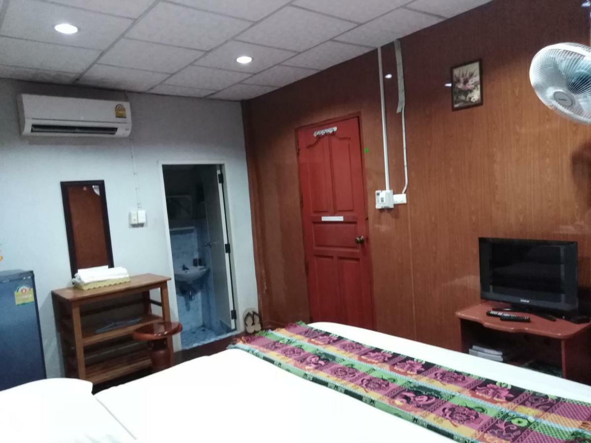 Khao Kho Flora Hotel Bagian luar foto