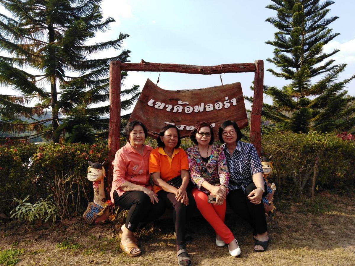 Khao Kho Flora Hotel Bagian luar foto